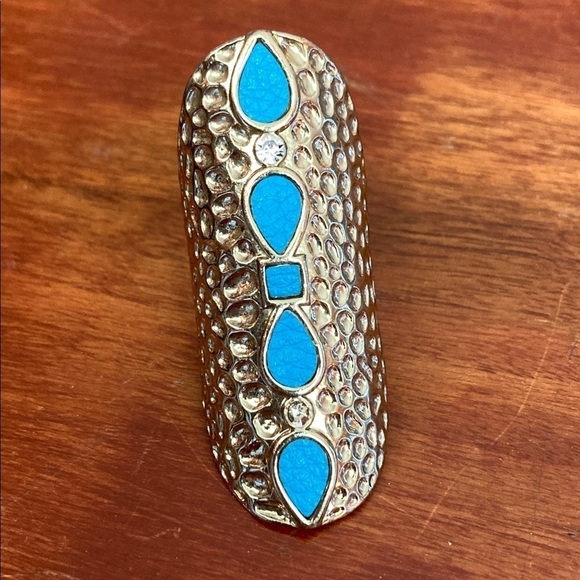 Woman’s Gold Tone and Leather Inserted Turquoise Coloured Pieces Finger Ring - Picture 1 of 5
